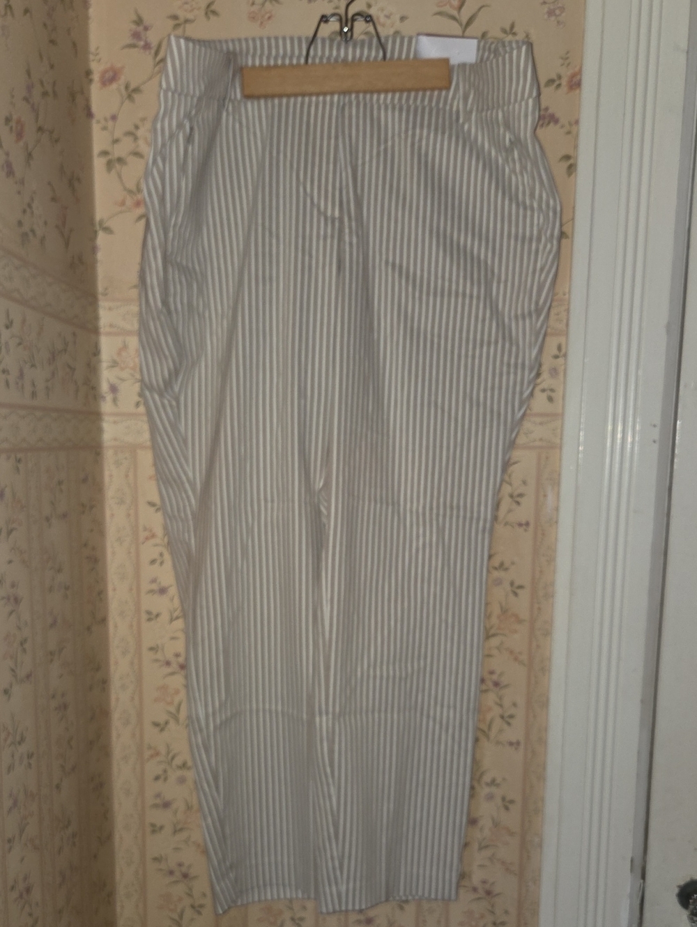 Lane Bryant Cream and White Pinstripe 4-Season Ankle Pant